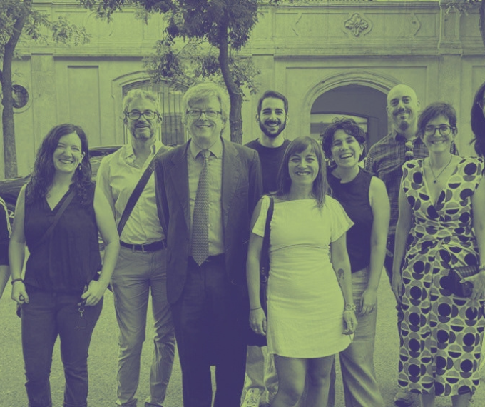 Civio team outside the Supreme Court